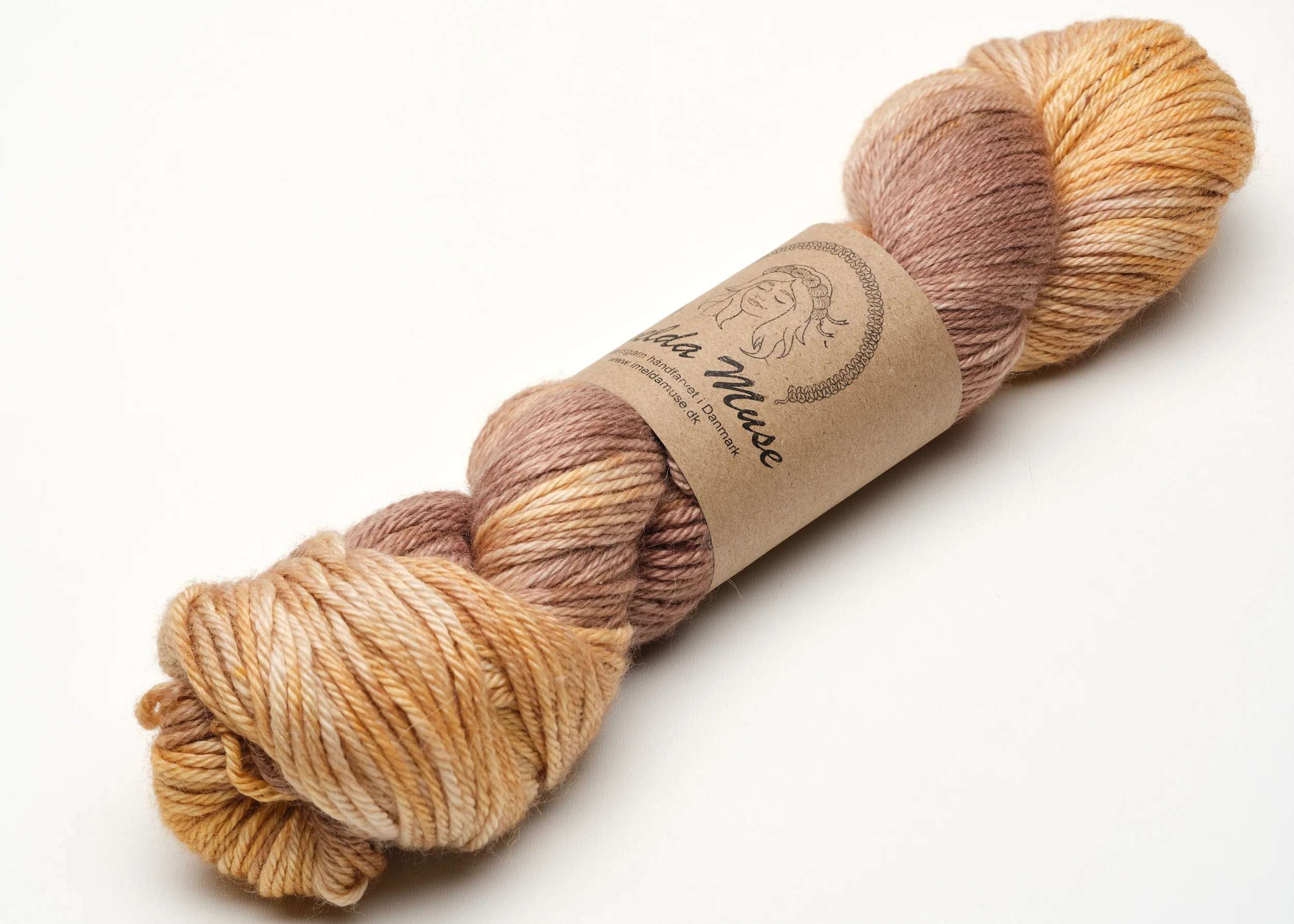 Autumn Whisper – Angel DK